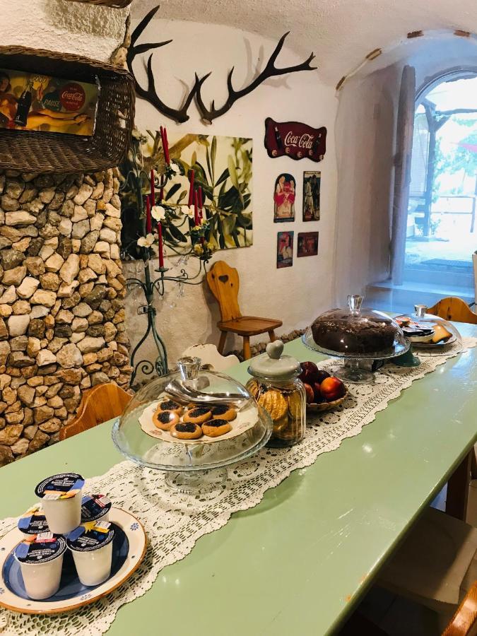 B&B Le Grette Gioia Dei Marsi Екстер'єр фото